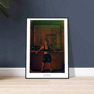 « Kioski Boxing »  en papier semi-brillant encadré en bois