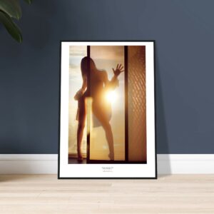 « Sunset »  en papier semi-brillant encadré en bois